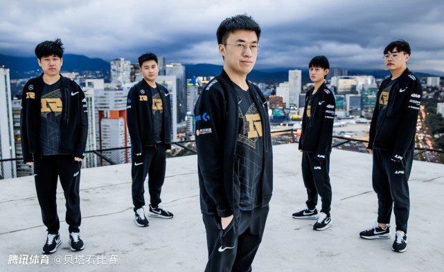 剧集《玻璃之心》曝预告2025-07-03 《请和我的老公结婚》曝预告 离开前夫遇到佐藤健2025-06-24 热门新闻 食物和爱都不可辜负！