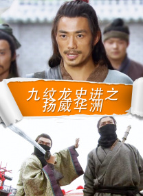 照片中，秦昊文艺型男范儿十足，与高圆圆的女神范儿十分契合，二人在纽约街头挽手散步，像极了一对“老夫老妻”。
